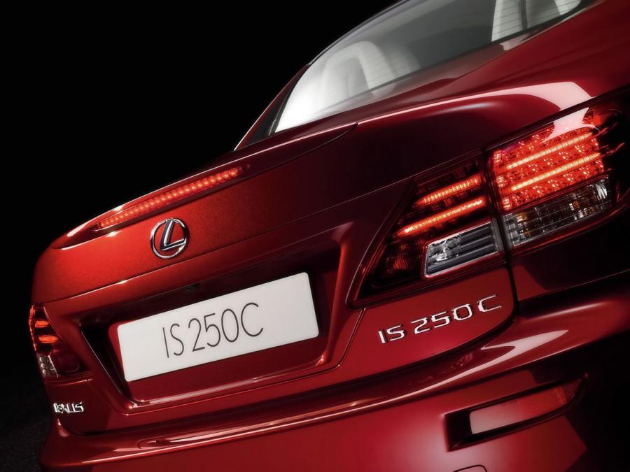  Lexus IS250C 2008 года  (фото 11 из 113)